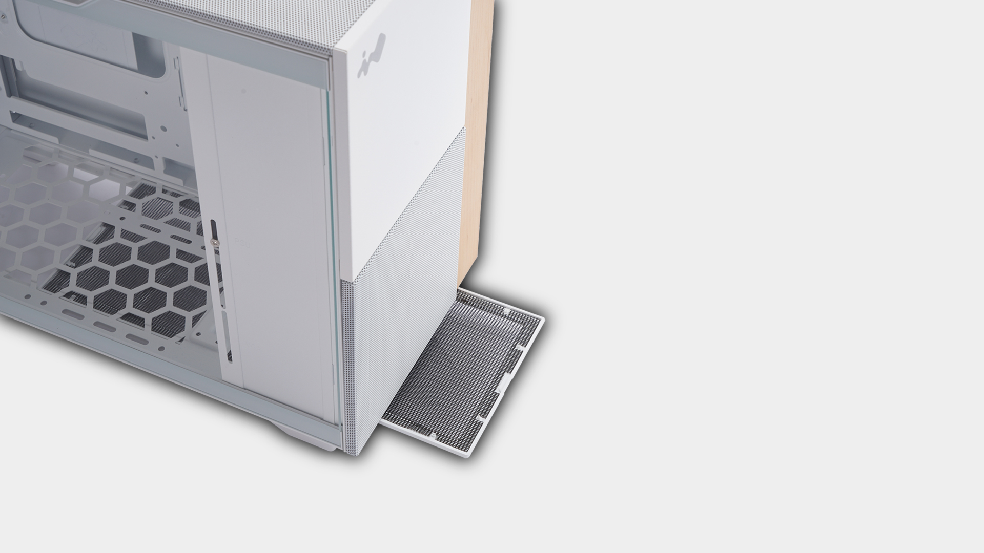 InWin Dust Filter Efficiently reduces the entry of dust particles, providing a flexible